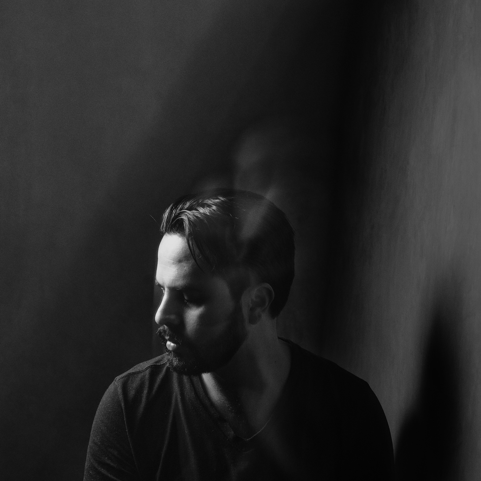 Luis Corona — portrait